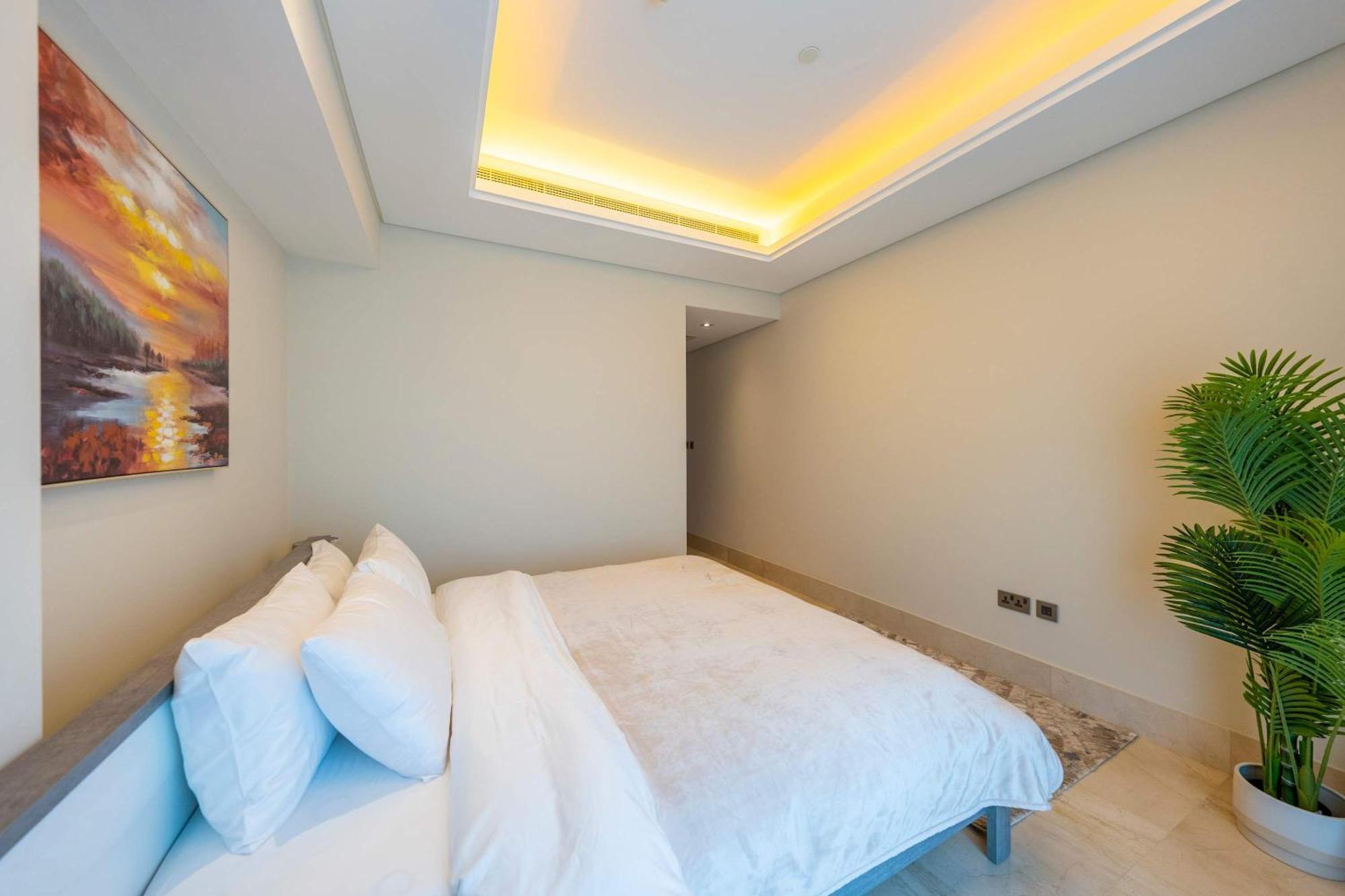 Spacious Beachfront 2 Bedroom Apartment - The 8 Dubai Exterior photo